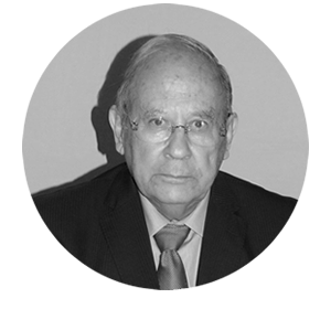 Dr. José María Chávez de los Ríos