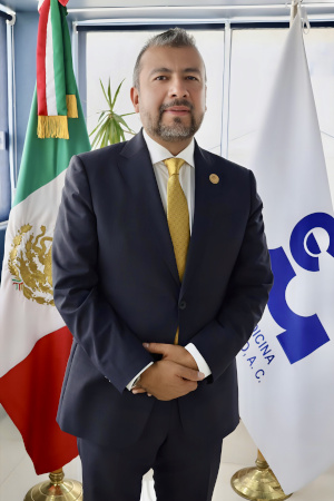 Dr. Carlos Lenin Pliego Reyes
